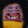 392195